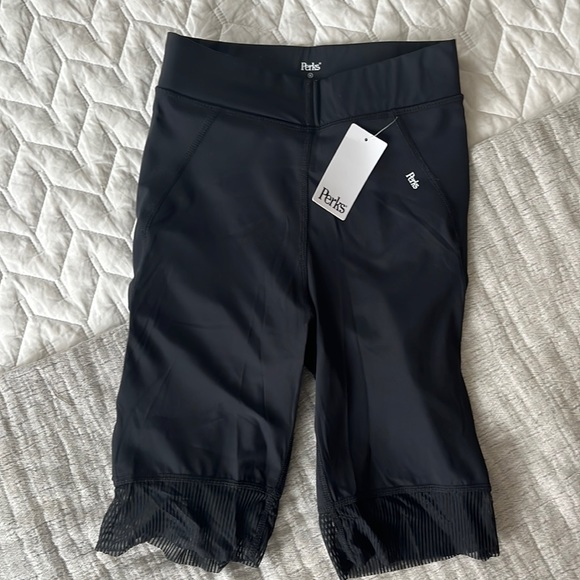 Perks Bike Short - Picture 1 of 3